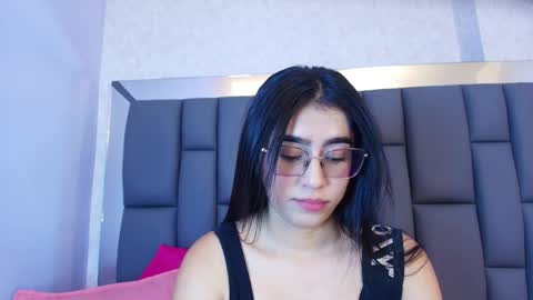 amy__wats0n online show from 05-04-26, 07:10
