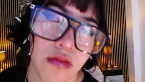 Amy online show from 04-16-26, 01:01