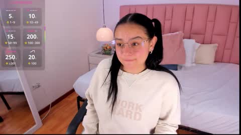 Aleja   online show from 12-14-25, 03:01