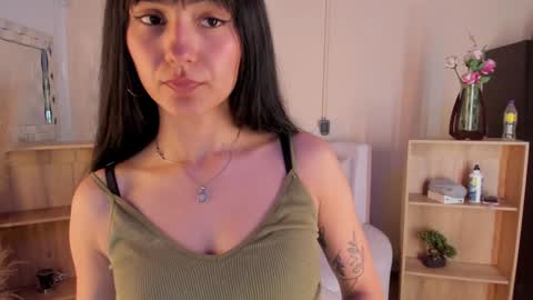 Snapshot of amy_kiitty chatting on 01-17-25, 01:47 online show from 01-17-25, 01:47