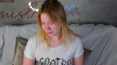 Snapshot of amy_kimberlly chatting on 09-20-25, 11:50 Amy online show from 09-20-25, 11:50