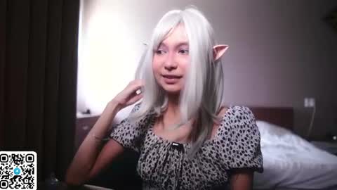 Snapshot of amy_peachy chatting on 07-05-26, 03:23 Amy online show from 07-05-26, 03:23