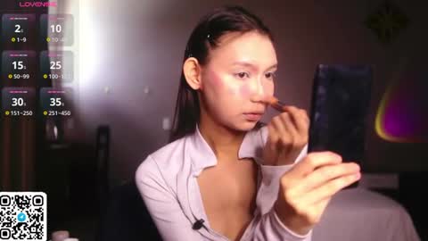Snapshot of amy_peachy chatting on 07-16-26, 04:18 Amy online show from 07-16-26, 04:18