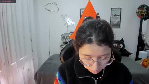 Amy sophia 3 online show from 10-23-25, 12:15