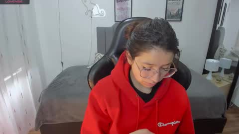 Amy sophia 3 online show from 11-03-25, 01:34