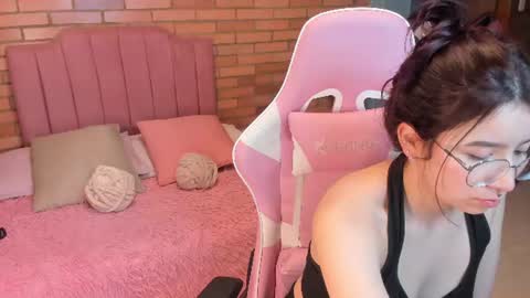 Amy sophia 3 online show from 07-08-26, 11:04