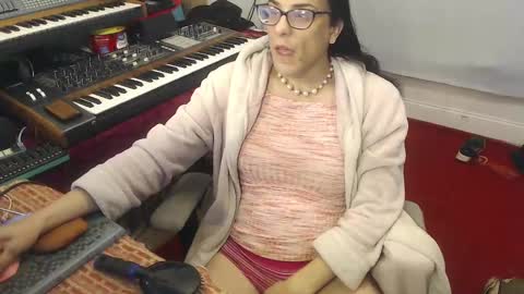 Snapshot of amyattack chatting on 09-12-25, 09:09 Trashely Gimpson online show from 09-12-25, 09:09