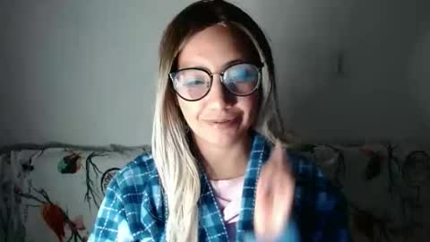 amycosplay99 online show from 12-28-24, 02:33