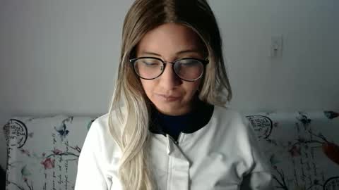 amycosplay99 online show from 01-19-25, 05:58