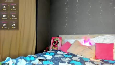 Snapshot of amydesiree chatting on 05-23-26, 01:00 Amy online show from 05-23-26, 01:00