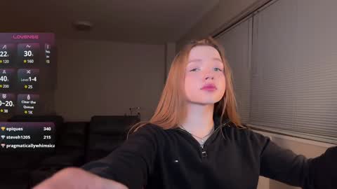 Snapshot of amyjj chatting on 12-15-24, 06:07 Amy online show from 12-15-24, 06:07