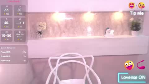 Snapshot of amyjohnsonn chatting on 12-07-24, 04:25 amyjohnsonn online show from 12-07-24, 04:25