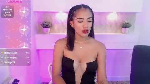 Snapshot of amyjohnsonn chatting on 02-15-25, 03:06 amyjohnsonn online show from 02-15-25, 03:06
