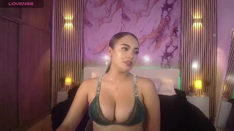Snapshot of amyjohnsonn chatting on 05-01-26, 08:08 amyjohnsonn online show from 05-01-26, 08:08