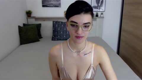 Snapshot of amylexy chatting on 12-07-24, 08:00 Hi there guys My pleasure in your hands pvt is open online show from 12-07-24, 08:00