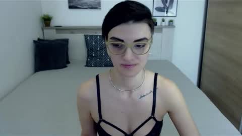 Snapshot of amylexy chatting on 02-01-25, 04:33 Hi there guys My pleasure in your hands pvt is open online show from 02-01-25, 04:33