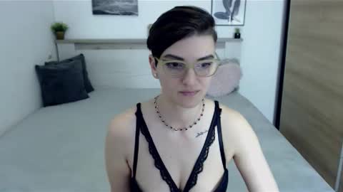 Snapshot of amylexy chatting on 04-08-26, 07:08 Hi there guys My pleasure in your hands pvt is open online show from 04-08-26, 07:08