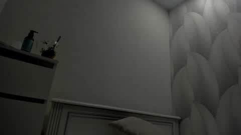 Snapshot of amylovesyouu chatting on 11-26-25, 03:35 amylovesyouu online show from 11-26-25, 03:35