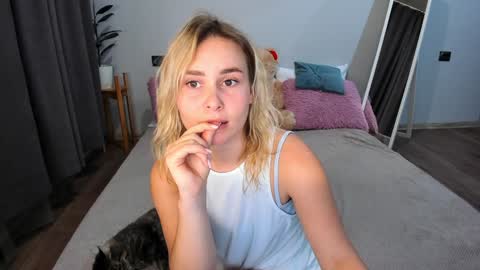 Snapshot of amymilson chatting on 12-02-24, 05:26 amymilson online show from 12-02-24, 05:26