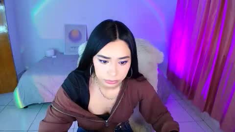 Snapshot of amyolimpo chatting on 02-25-26, 11:36 Amy ... Nice to meet u thumb up me please its important online show from 02-25-26, 11:36