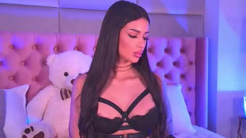 Snapshot of amyra_moon chatting on 10-06-25, 03:26 Amyra online show from 10-06-25, 03:26