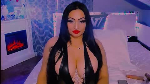 Snapshot of amyrarosera chatting on 09-27-25, 10:59 Alimoonyia online show from 09-27-25, 10:59