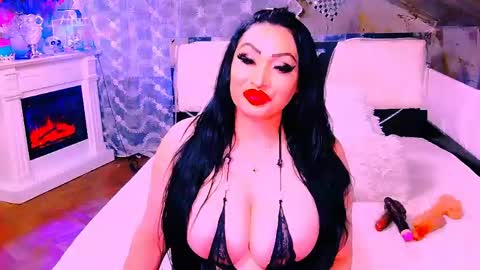 Snapshot of amyrarosera chatting on 04-25-26, 09:01 Alimoonyia online show from 04-25-26, 09:01