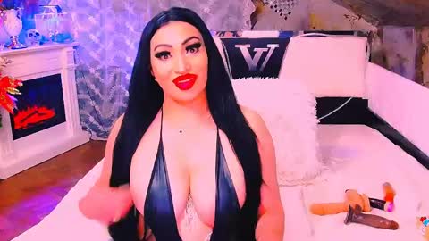 Snapshot of amyrarosera chatting on 05-08-26, 10:04 Alimoonyia online show from 05-08-26, 10:04