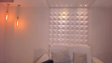 AMY R  online show from 02-27-26, 11:43