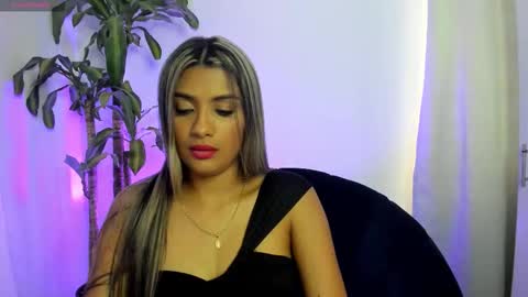 Snapshot of amysofiaa chatting on 01-14-26, 09:42 Sofia online show from 01-14-26, 09:42