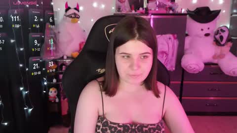 amyvibes online show from 10-28-25, 08:33