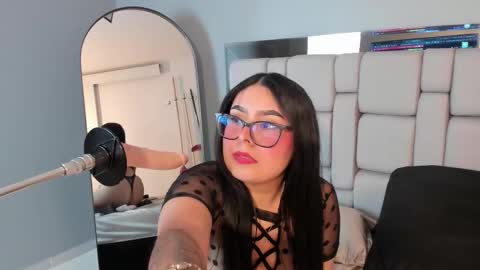 amywhitte_ online show from 12-16-25, 07:08