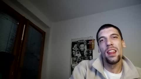 Snapshot of amyyrlikesdeep chatting on 12-03-24, 01:19 amyyrlikesdeep online show from 12-03-24, 01:19