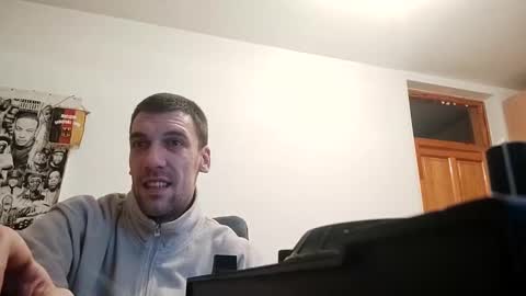 Snapshot of amyyrlikesdeep chatting on 12-11-24, 12:44 amyyrlikesdeep online show from 12-11-24, 12:44