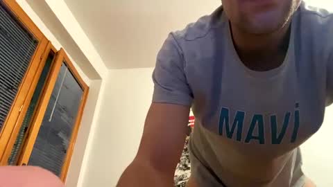 Snapshot of amyyrlikesdeep chatting on 02-26-25, 05:28 amyyrlikesdeep online show from 02-26-25, 05:28