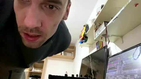 Snapshot of amyyrlikesdeep chatting on 09-30-25, 04:23 amyyrlikesdeep online show from 09-30-25, 04:23