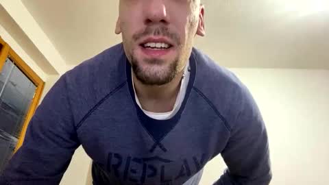 Snapshot of amyyrlikesdeep chatting on 11-15-25, 02:53 amyyrlikesdeep online show from 11-15-25, 02:53