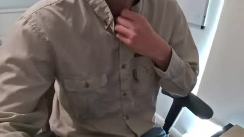A online show from 07-20-26, 07:55
