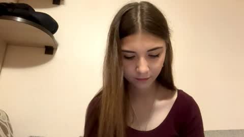 an foxis71 online show from 04-21-26, 06:12