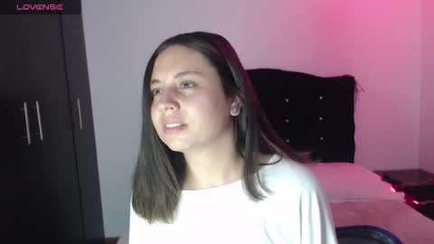 ana_arms_ online show from 03-26-26, 05:07