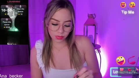 Snapshot of ana_becker1 chatting on 05-29-26, 02:20 Ana online show from 05-29-26, 02:20