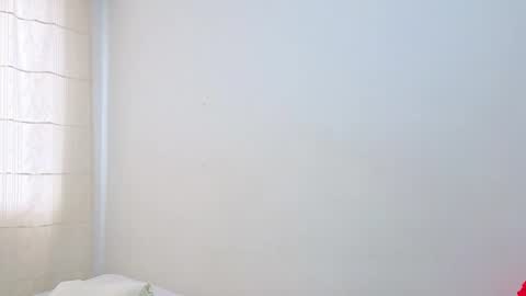 Snapshot of ana_castilo chatting on 11-16-25, 12:11 Ana IG an castillo 1 online show from 11-16-25, 12:11