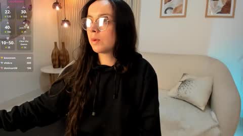 Snapshot of ana_ev chatting on 01-19-26, 10:30 Ana online show from 01-19-26, 10:30