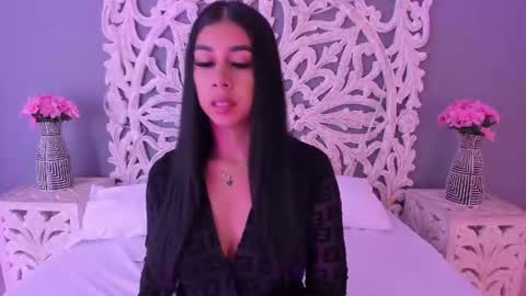 Snapshot of ana_gonzalez chatting on 06-27-26, 08:47 Ana Gonzalez online show from 06-27-26, 08:47