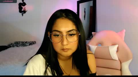 Snapshot of ana_ricciardi chatting on 12-06-24, 06:37 Ana Ricciardi online show from 12-06-24, 06:37