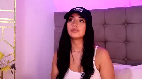 Snapshot of ana_riveros chatting on 07-17-26, 08:46 online show from 07-17-26, 08:46