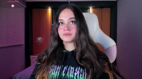 Ana online show from 09-26-25, 09:08