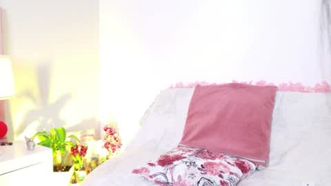 Snapshot of anaa_bellaa chatting on 06-21-26, 01:03 anaa_bellaa online show from 06-21-26, 01:03