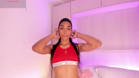 anaacollins_ online show from 10-23-25, 11:42