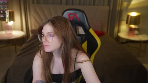 Sweet girls online show from 03-18-26, 07:28